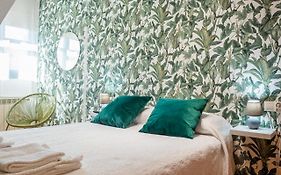 Apartamento Irene céntrico con Wifi y parking coche tamaño medio Cangas de Onís